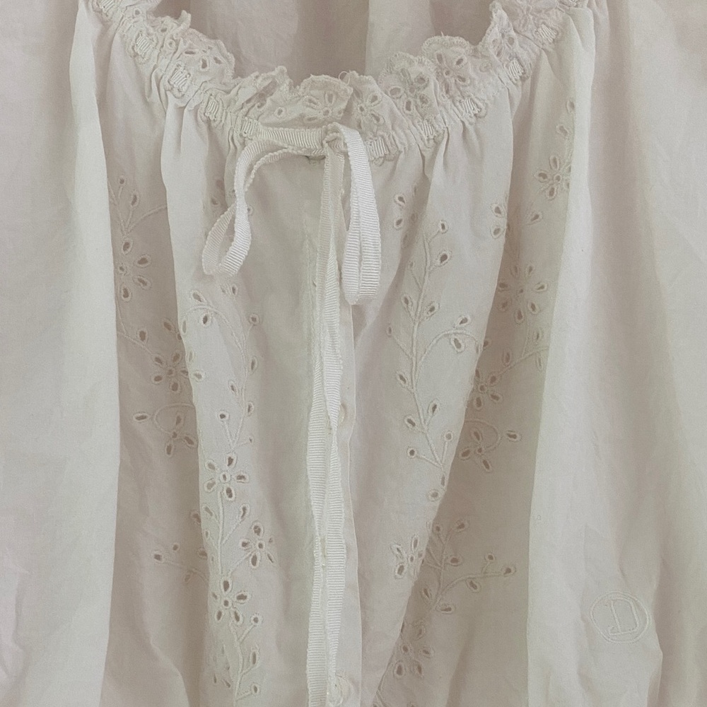 Doen White Eyelet Lace Crop Blouse - Picture 6 of 11